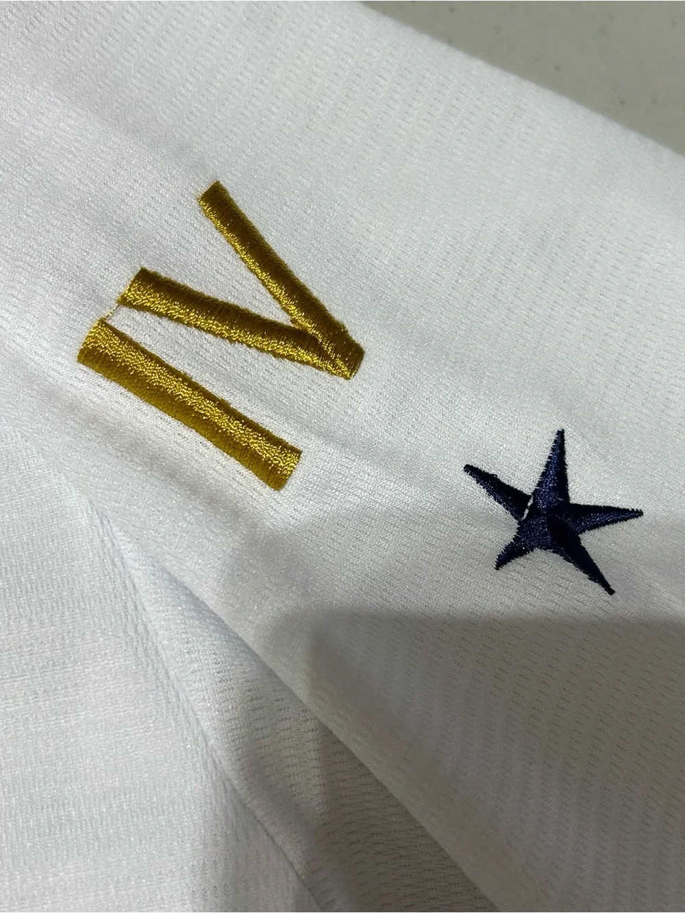 Nike 2021 World Series Champions Gold Jersey Atlanta Braves Ronald Acuña Jr. XL